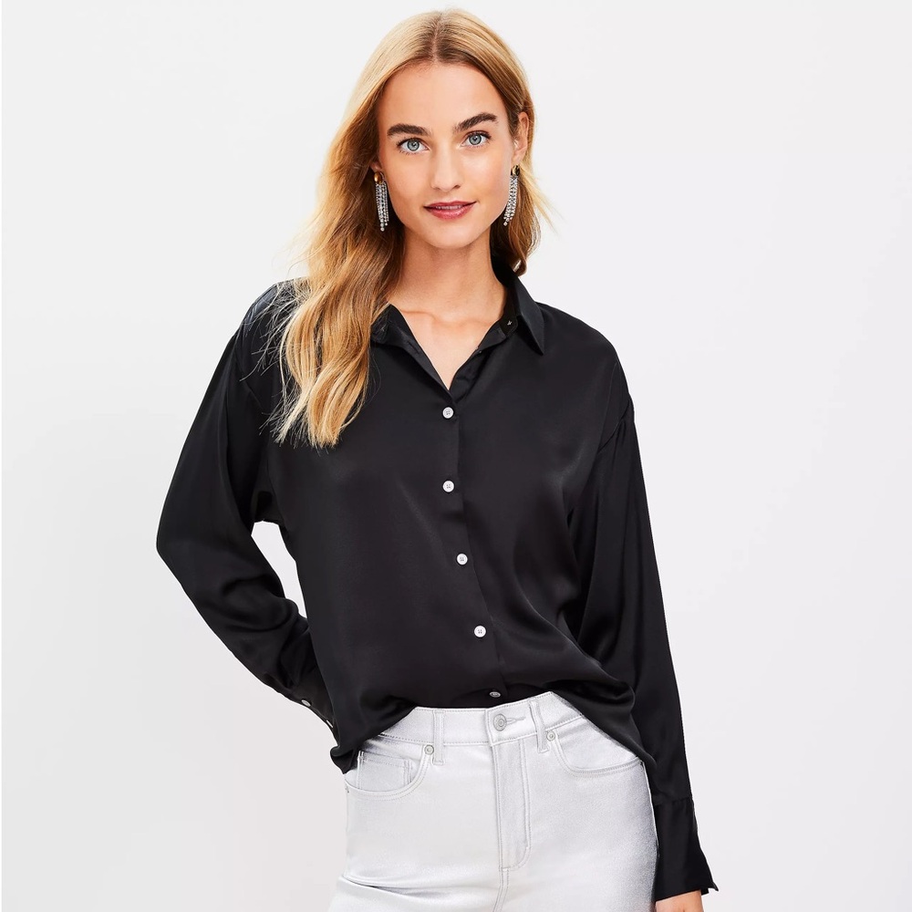 LOFT Satin Everyday Shirt in black - NWT - XL